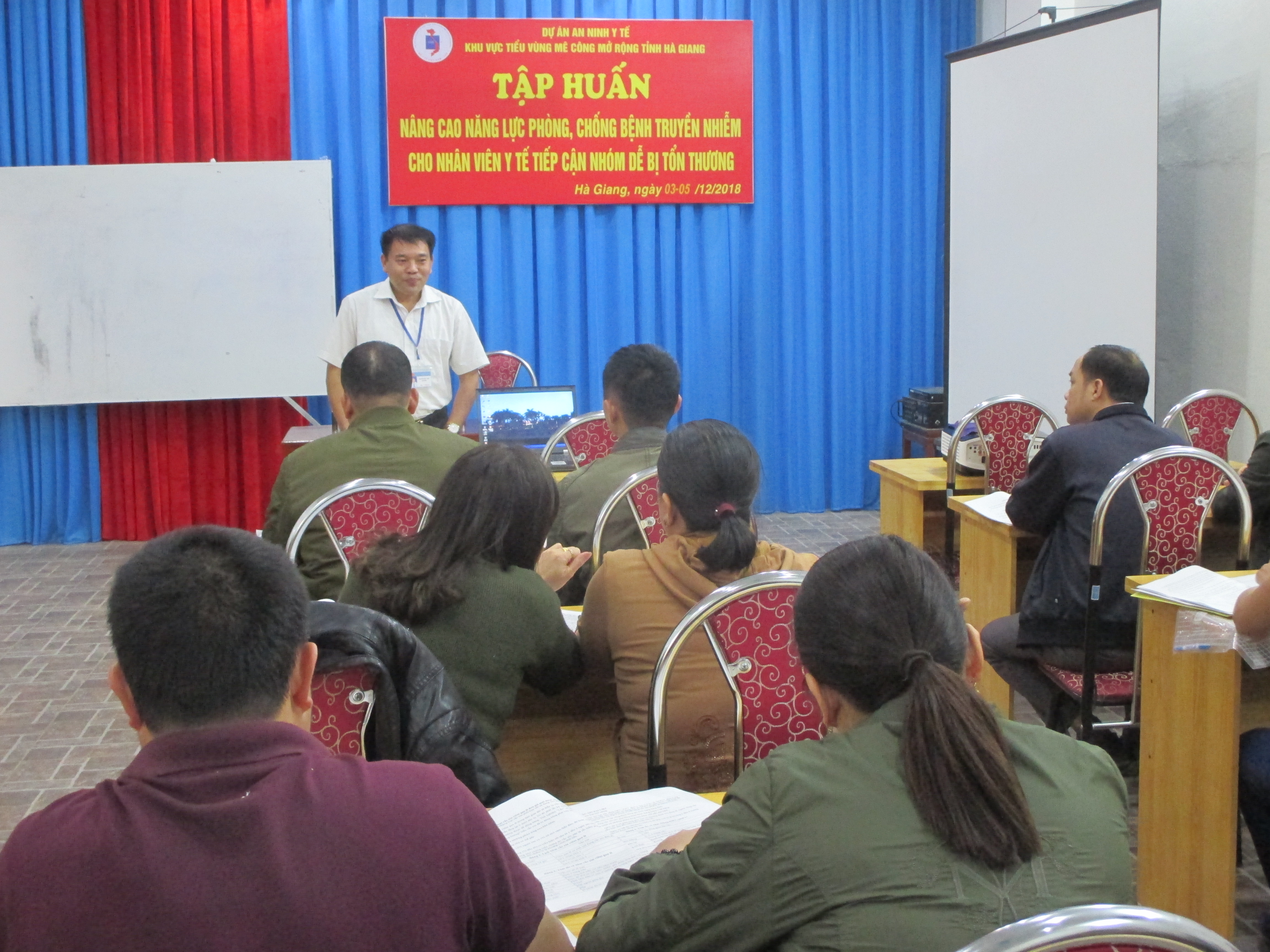 Đồng chí Nguyễn Trần Tuấn, Phó Giám đốc Dự án An ninh Y tế khu vực tiểu vùng Mê Công mở rộng khai mạc lớp tập huấn
