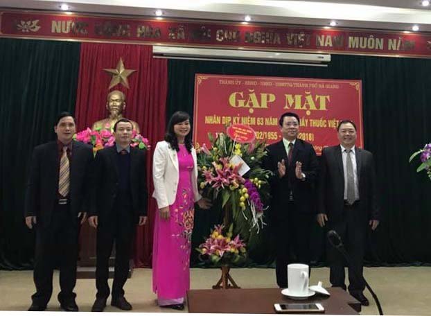 THÀNH PHỐ HÀ GIANG TỔ CHỨC GẶP MẶT THẦY THUỐC NHÂN DỊP KỶ NIỆM 63 NĂM NGÀY THẦY THUỐC VIỆT NAM (27/02/1955 – 27/02/2018)
