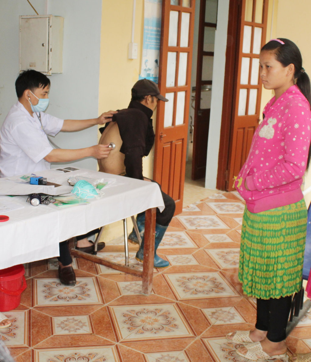HUYỆN BẮC MÊ TỔ CHỨC KHÁM, PHÁT HIỆN CHỦ ĐỘNG SÀNG LỌC BỆNH LAO, HEN, BỆNH PHỔI TẮC NGHẼN MẠN TÍNH
