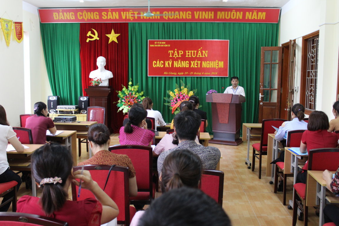 TRUNG TÂM KIỂM SOÁT BỆNH TẬT TẬP HUẤN CÁC KỸ NĂNG XÉT NGHIỆM