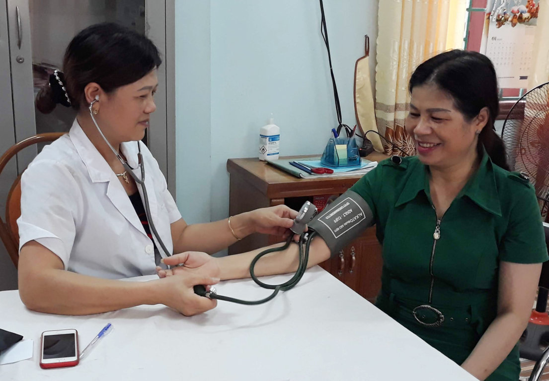 TRUNG TÂM Y TẾ THÀNH PHỐ TỔ CHỨC KHÁM SÀNG LỌC  BỆNH ĐÁI THÁO ĐƯỜNG VÀ TĂNG HUYẾT ÁP