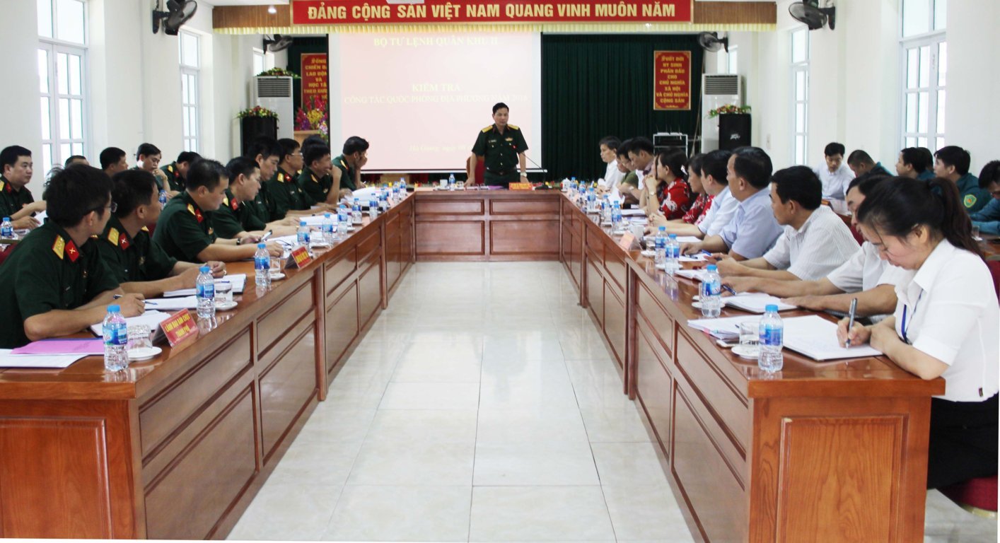 BỘ TƯ LỆNH QUÂN KHU II KIỂM TRA CÔNG TÁC QUỐC PHÒNG ĐỊA PHƯƠNG NĂM 2018