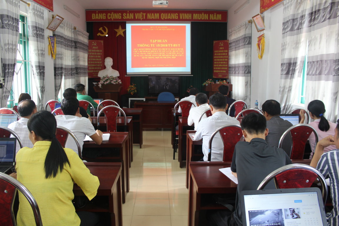 MÈO VẠC TỔ CHỨC HỘI NGHỊ TRIỂN KHAI THÔNG TƯ 15/2018/TT-BYT CỦA BỘ Y TẾ