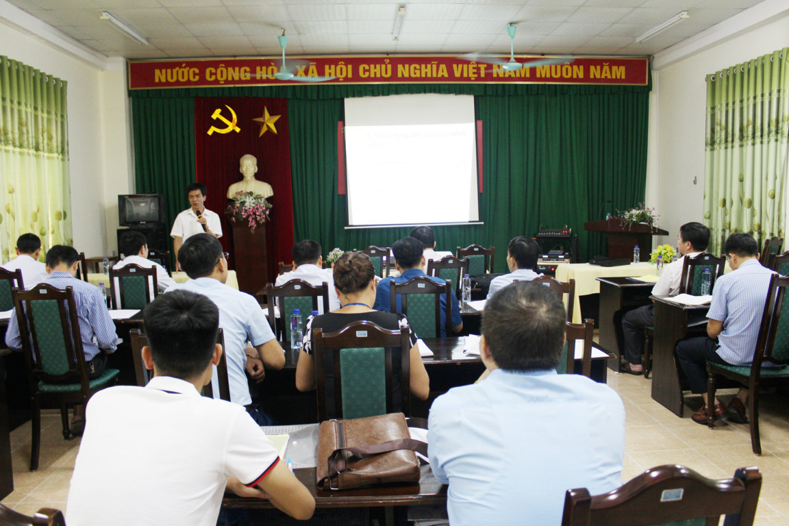 Đồng chí Nguyễn Xuân Thu, Phó Giám đốc Trung tâm Kiểm soát bệnh
