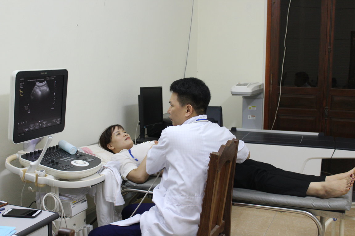 Bs. Siêu âm tổng quát cho cán bộ CCVC Trung tâm Kiểm soát bệnh tật