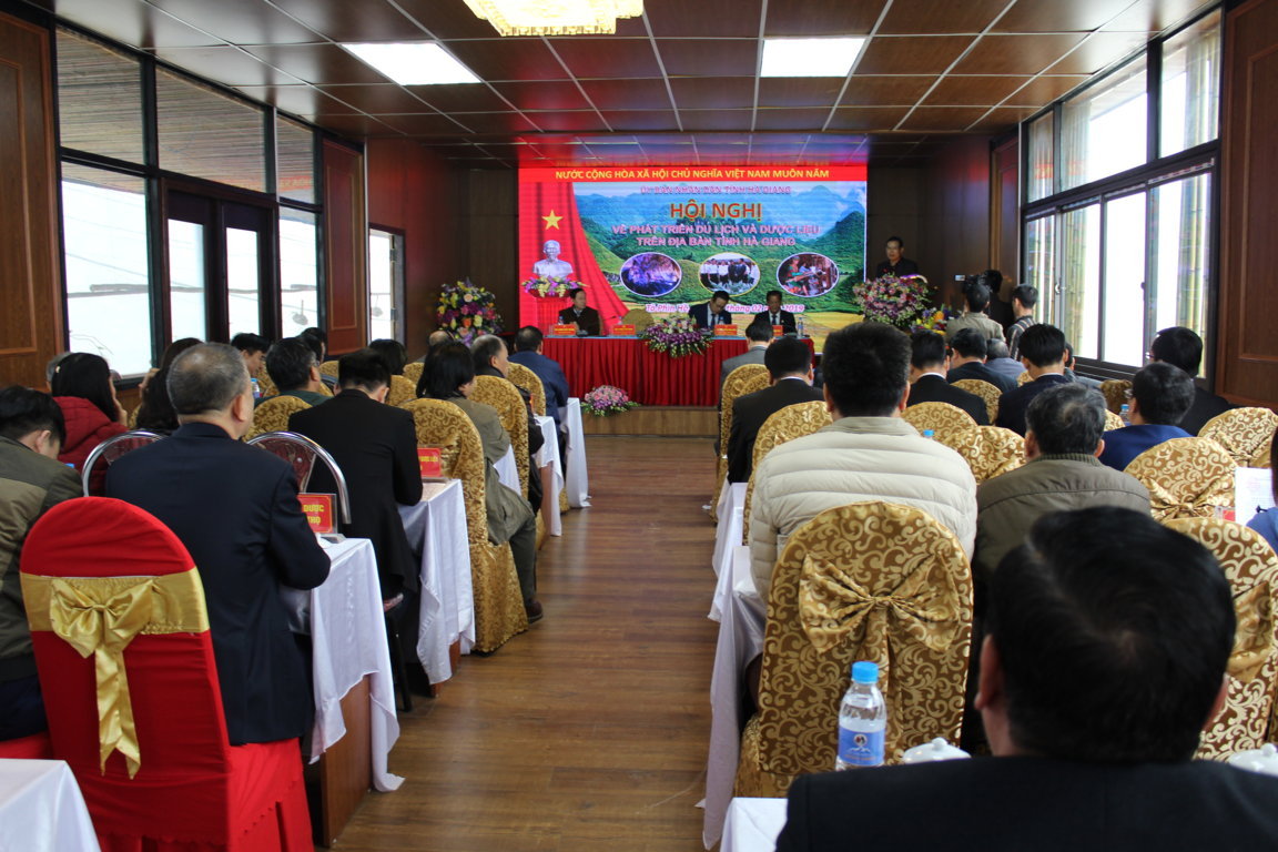 HỘI NGHỊ PHÁT TRIỂN DU LỊCH VÀ DƯỢC LIỆU