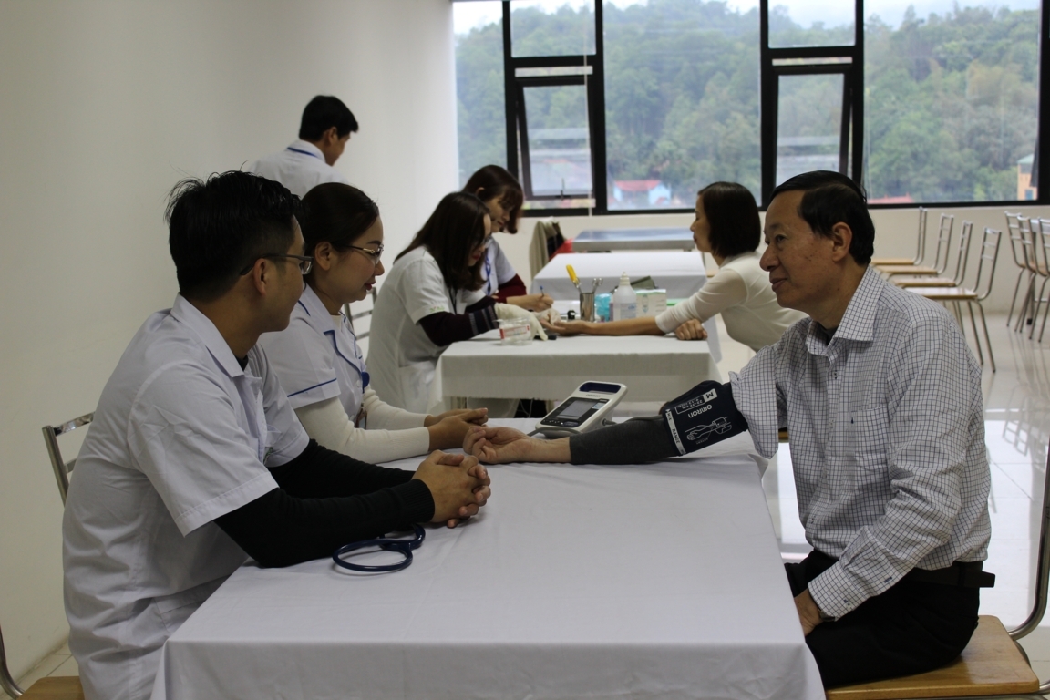 HỘI NGHỊ TRỰC TUYẾN TRIỂN KHAI PHÁT ĐỘNG  CHƯƠNG TRÌNH SỨC KHỎE VIỆT NAM