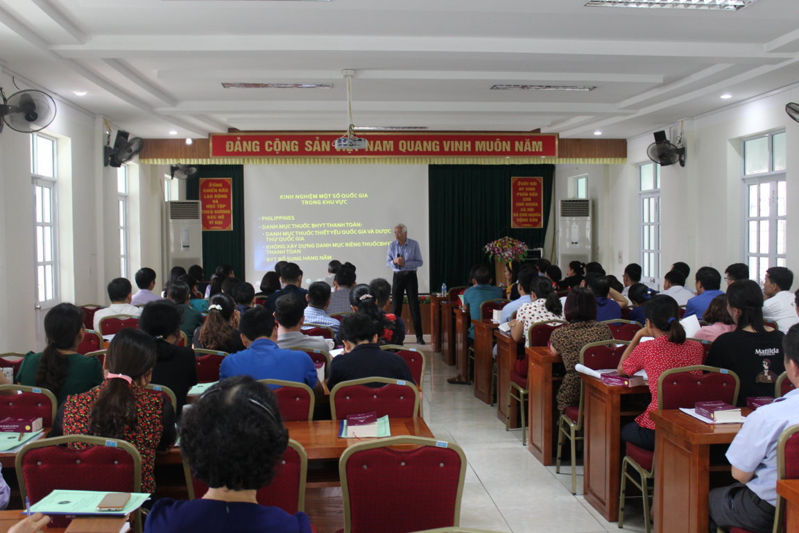 Các đại biểu tham dự Hội nghị