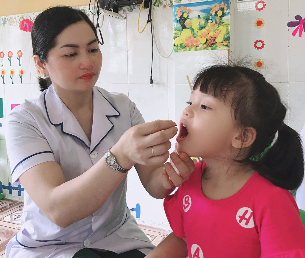 Vi chất dinh dưỡng và cách bổ sung cho trẻ