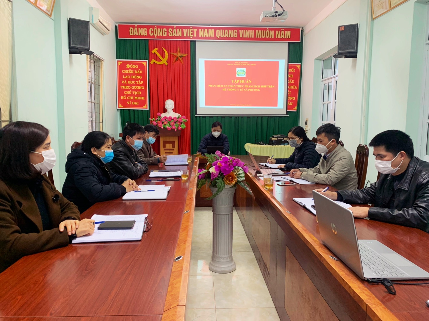 Tập huấn phần mềm quản lý ATTP tích hợp trên phần mềm quản lý y tế xã phường liên thông tỉnh Hà Giang