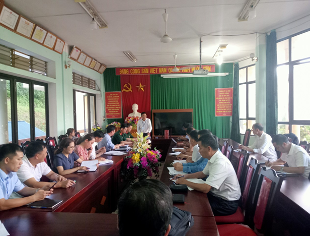 Trung tâm Y tế Xín Mần phối hợp vơi Ban chỉ huy quân sự huyện Tổ chức tập huấn về việc triển khai khám sơ tuyên nghĩa vụ quân sự cho năm 2023