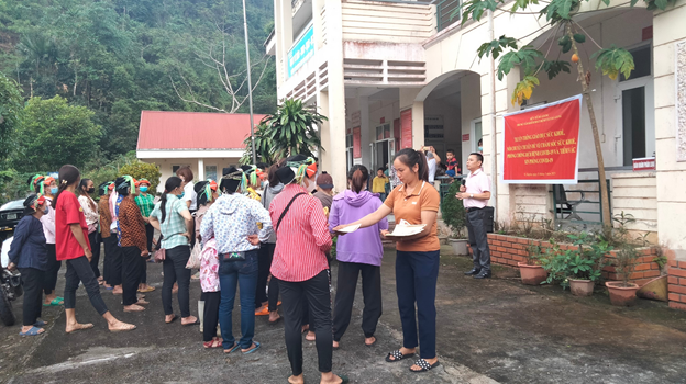 Nói chuyện chuyên đề về chăm sóc sức khỏe và Truyền thông phòng, chống dịch bệnh Covid-19, tiêm vắc xin phòng Covid-19 năm 2023