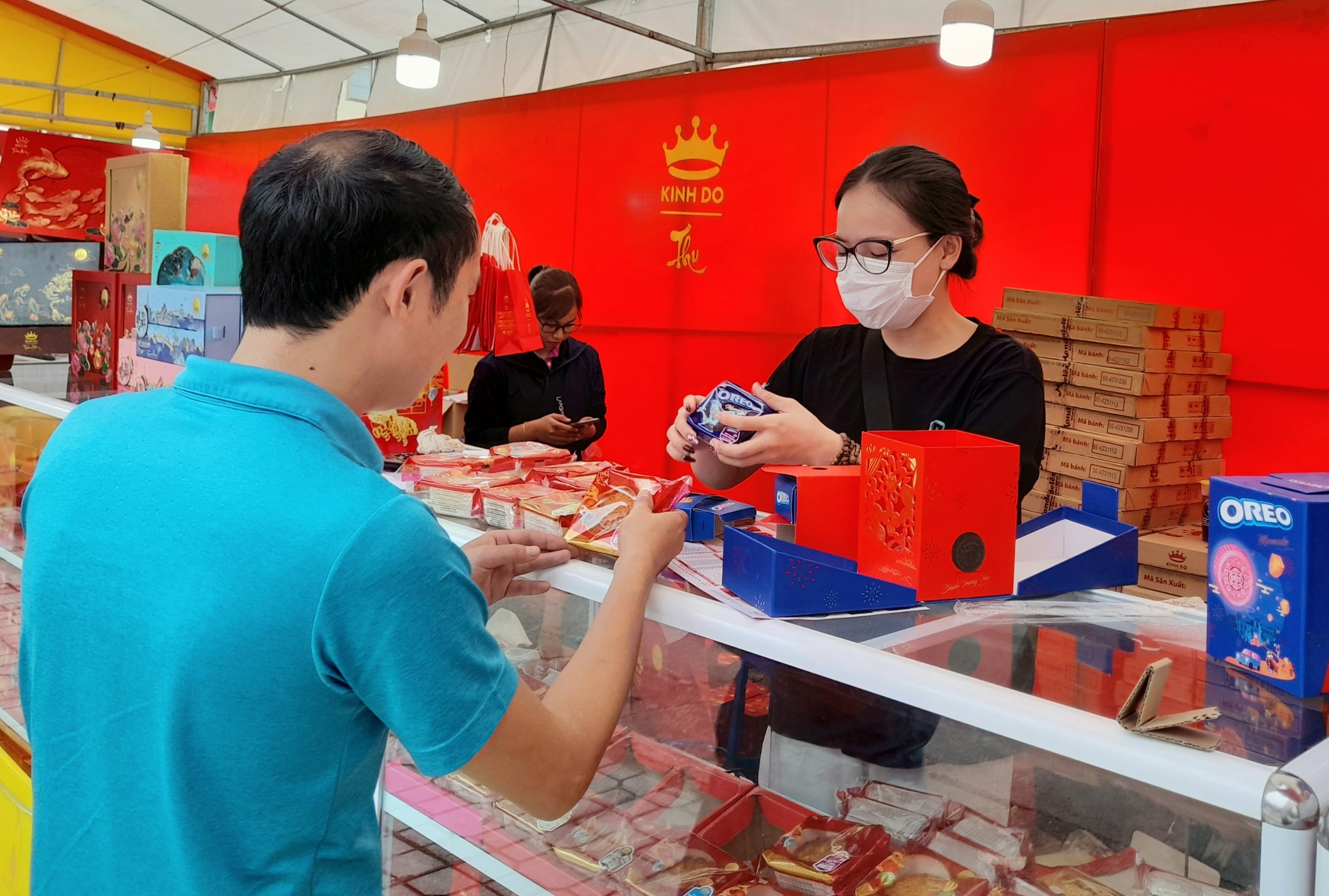 Người tiêu dùng nên lựa chọn bánh trung thu an toàn
