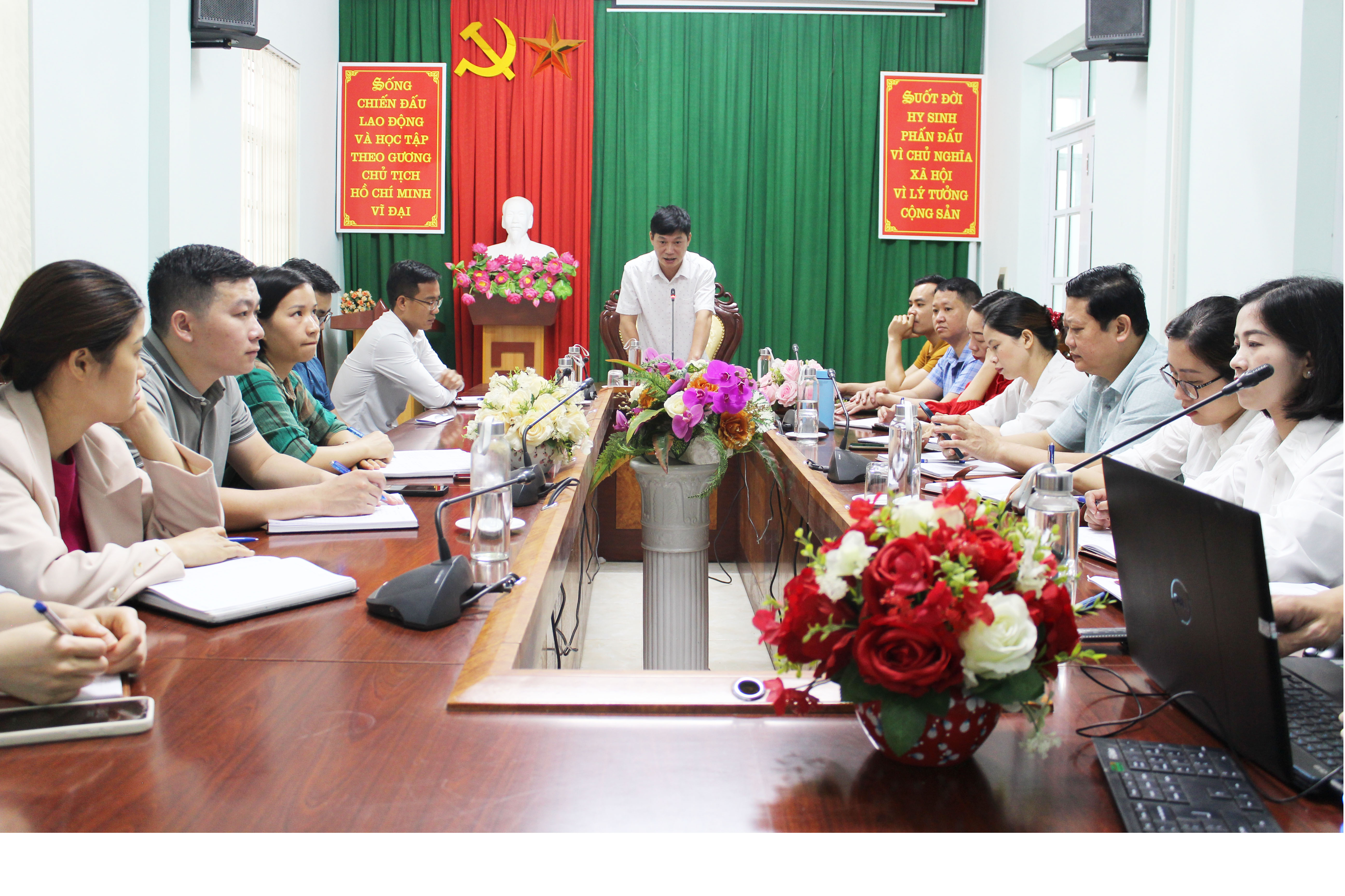 Tập huấn trực tuyến sử dụng hệ thống tư vấn y tế từ xa cho tuyến y tế cơ sở
