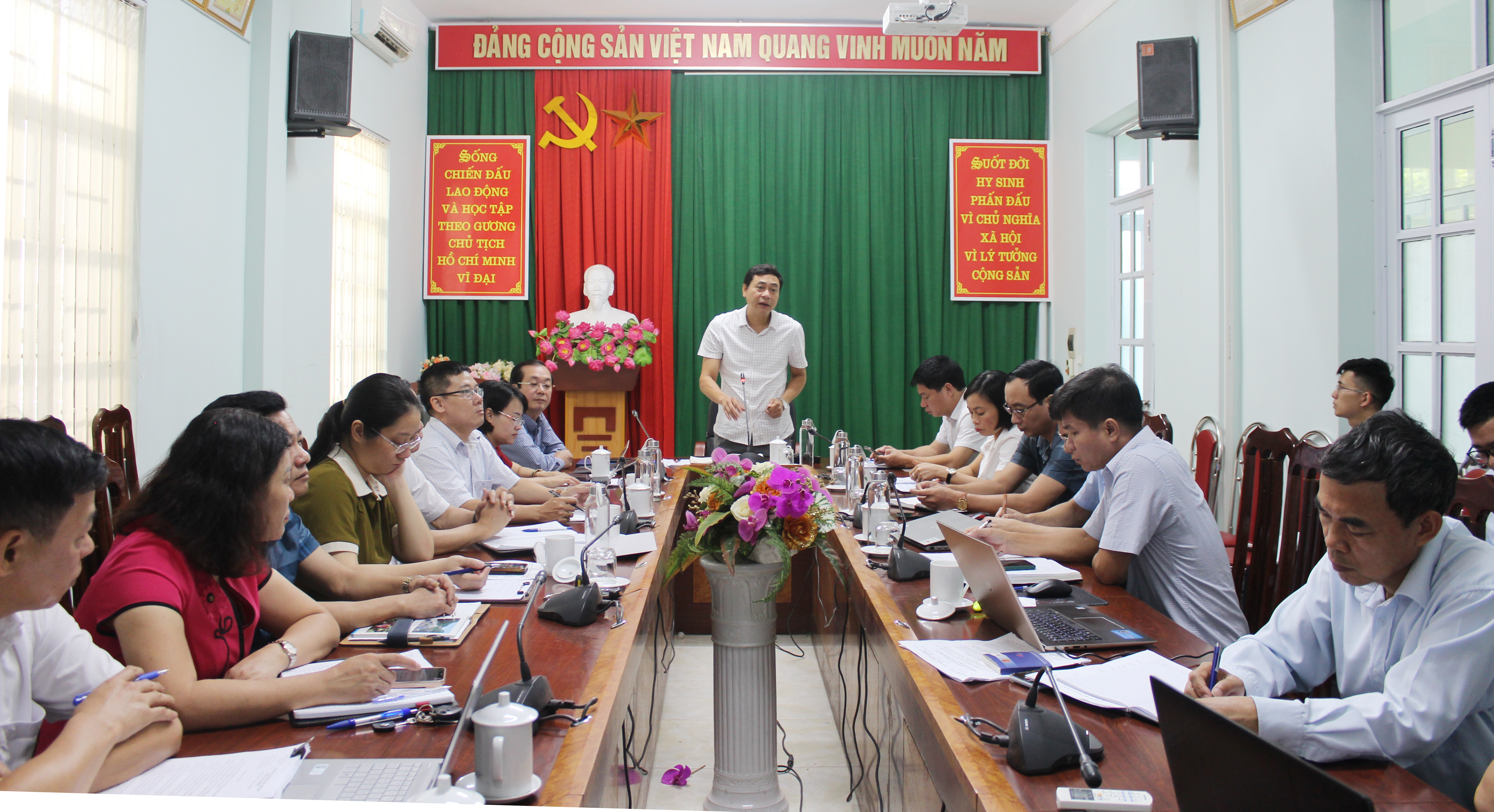 TTND.BsCKII Nguyễn Văn Giao, Quyền Giám đốc Sở Y tế phát biểu tại Hội nghị