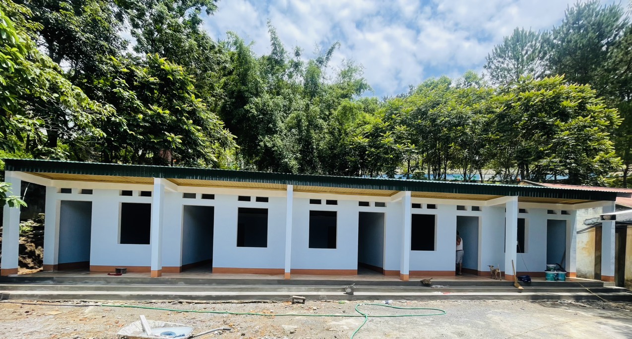 Ngôi nhà lưu trú cho cán bộ giáo viên được bàn giao và đưa vào sử dụng