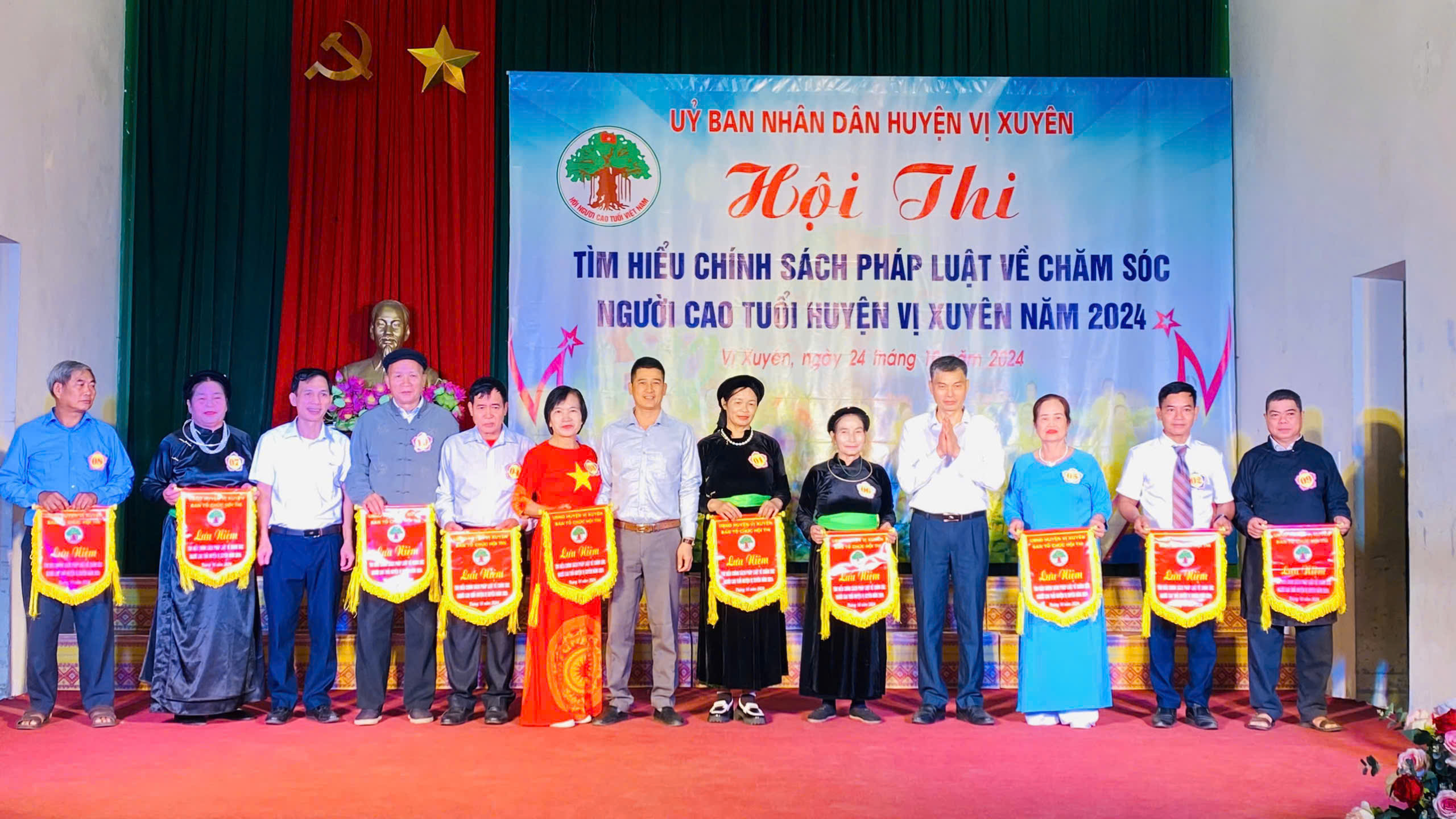 Hội thi tìm hiểu chính sách pháp luật về chăm sóc người cao tuổi huyện Vị Xuyên