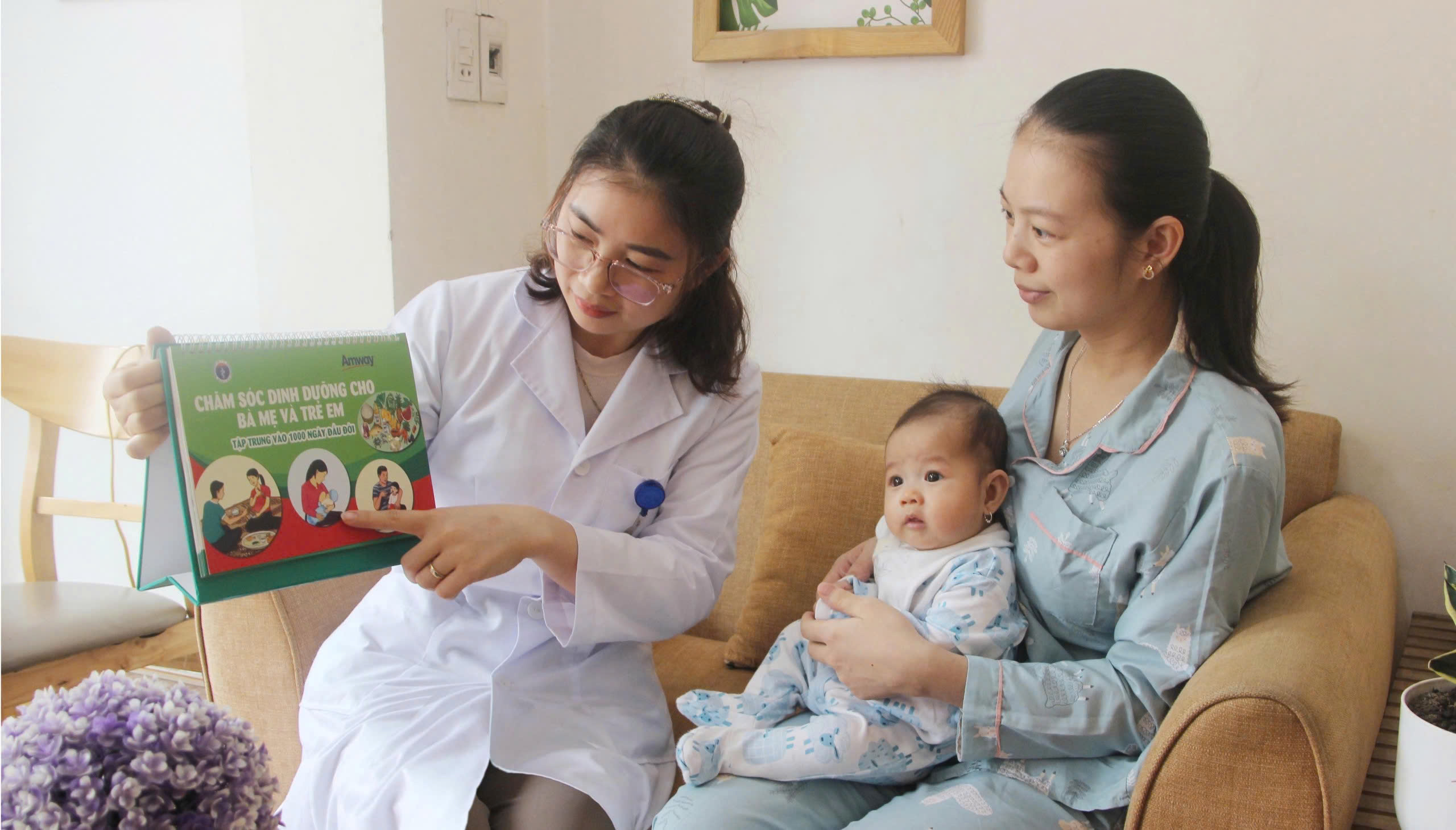 Chế độ dinh dưỡng hợp lý góp phần tăng sức đề kháng, chống lại bệnh tật.