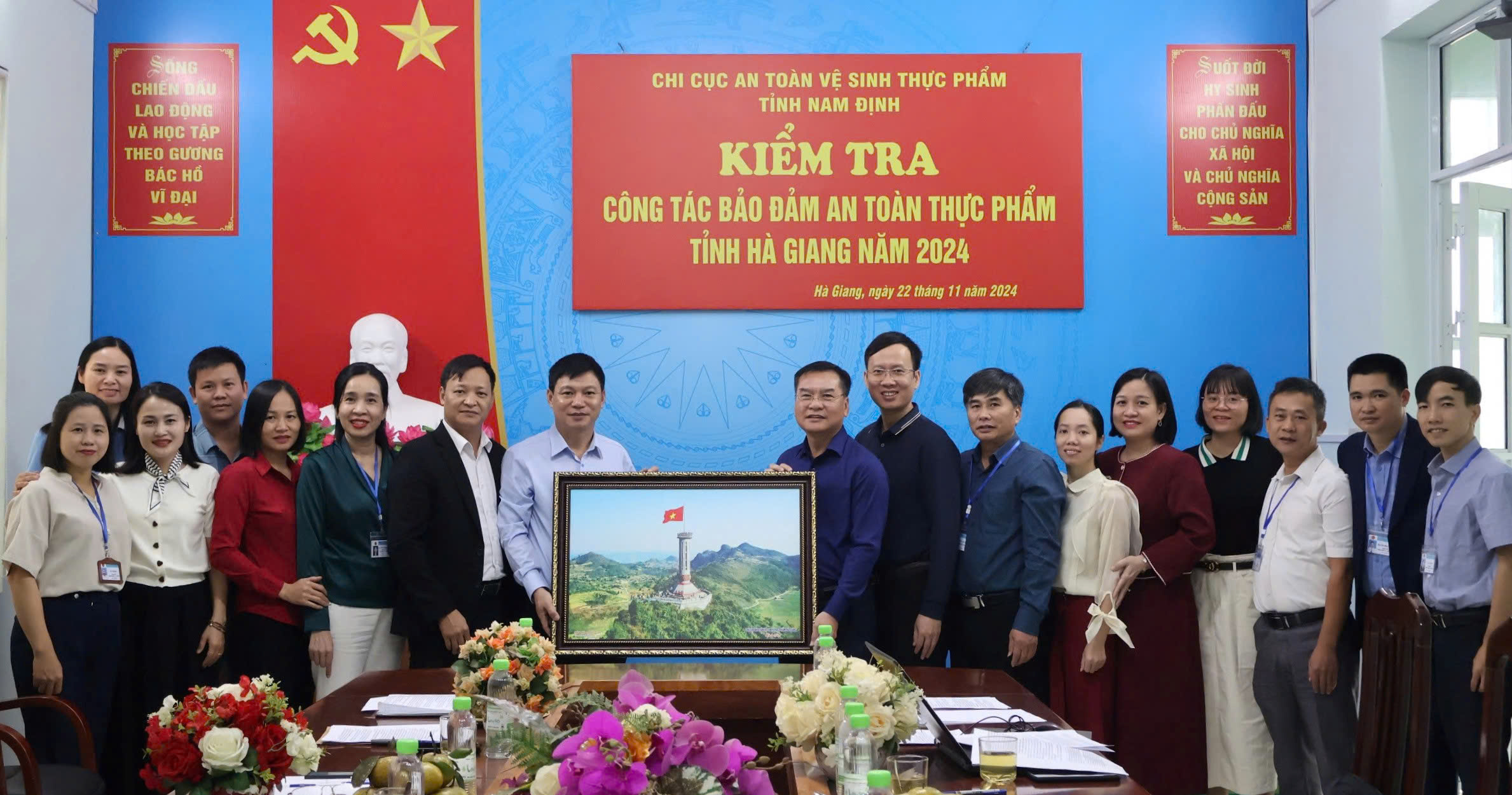 Chị cục An toàn vệ sinh thực phẩm tỉnh Nam Định kiểm tra công tác bảo đảm an toàn thực phẩm tỉnh Hà Giang