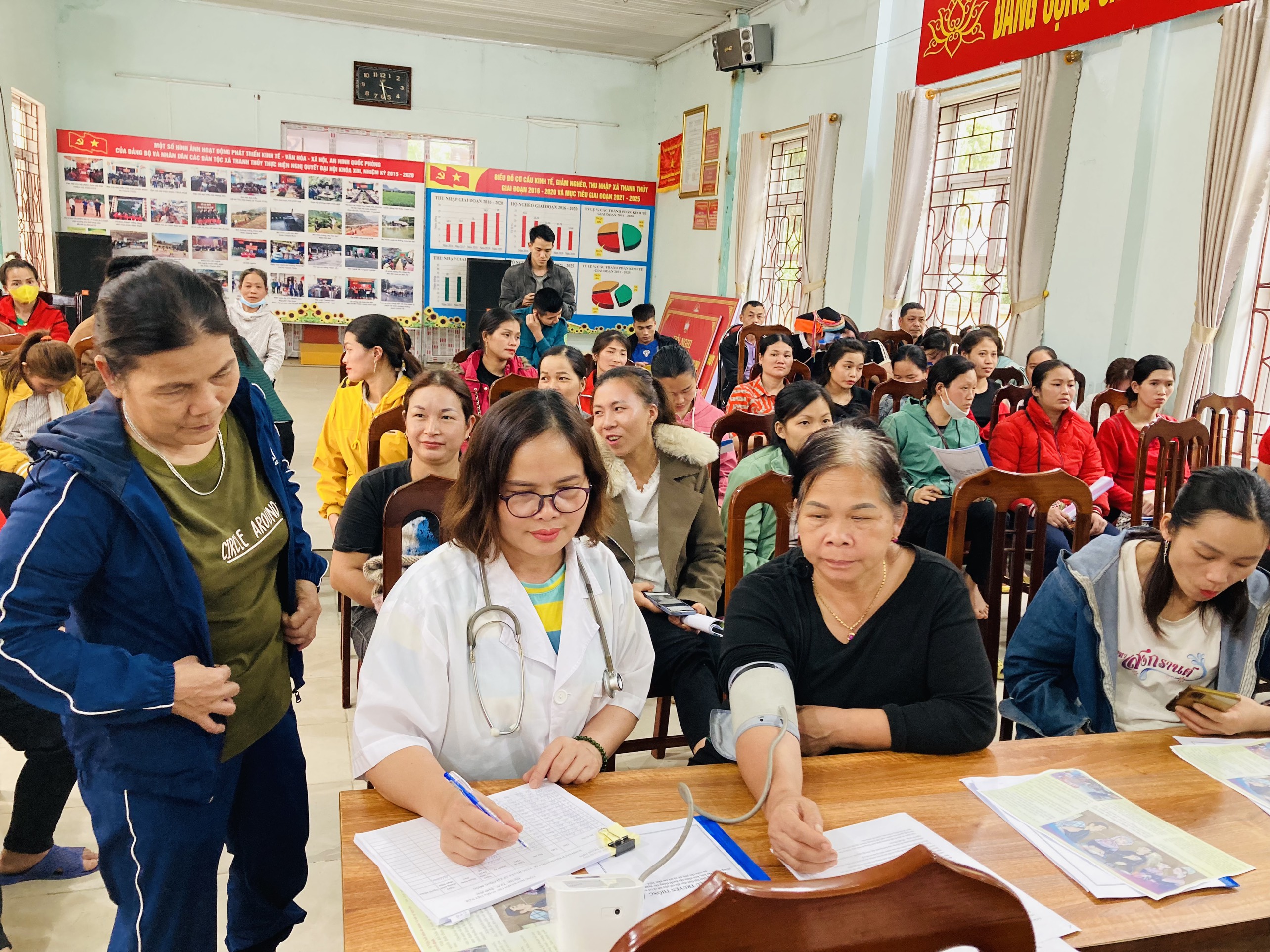 Trung tâm Y tế Vị Xuyên Triển khai các hoạt động khám sàng lọc các bệnh không lây nhiễm tại cộng đồng năm 2024