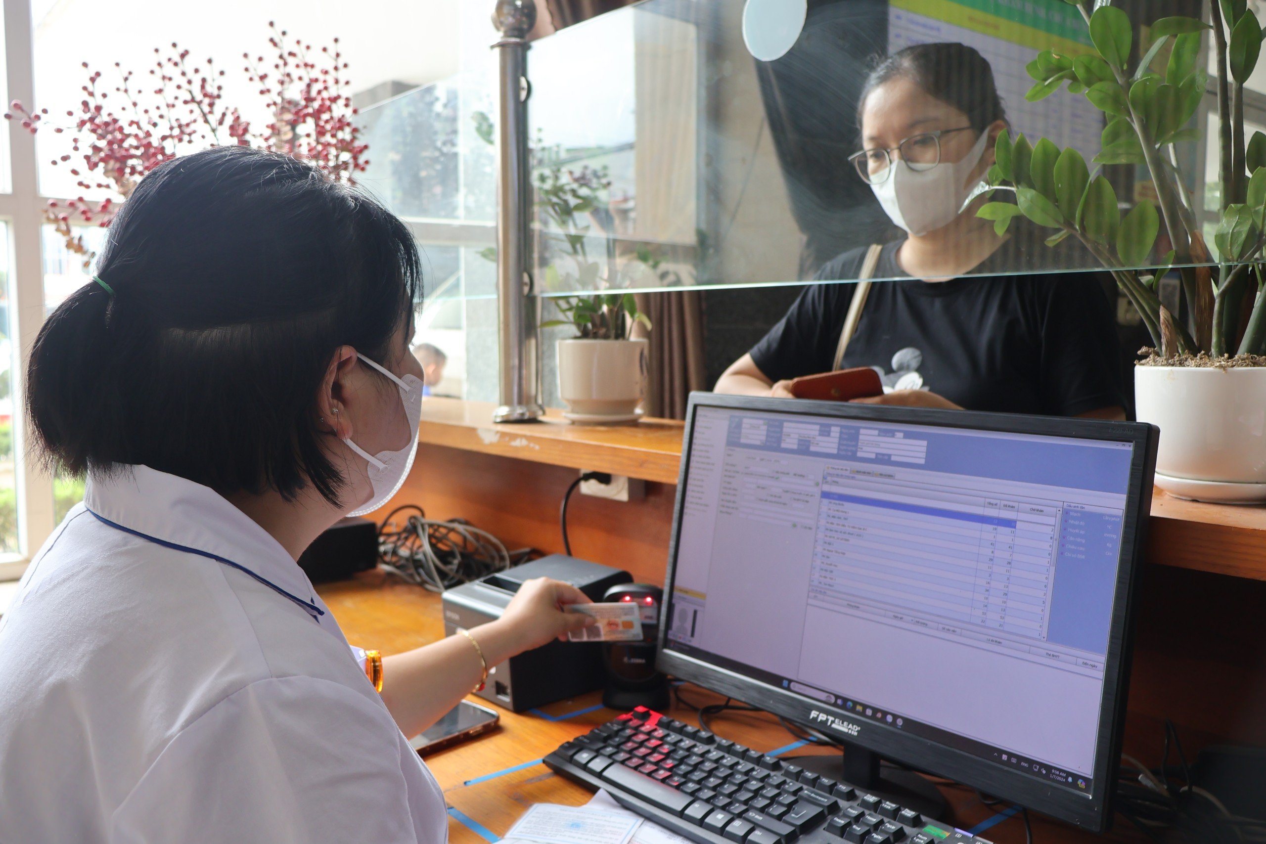 Hưởng ứng ngày BHYT Việt Nam năm 2024