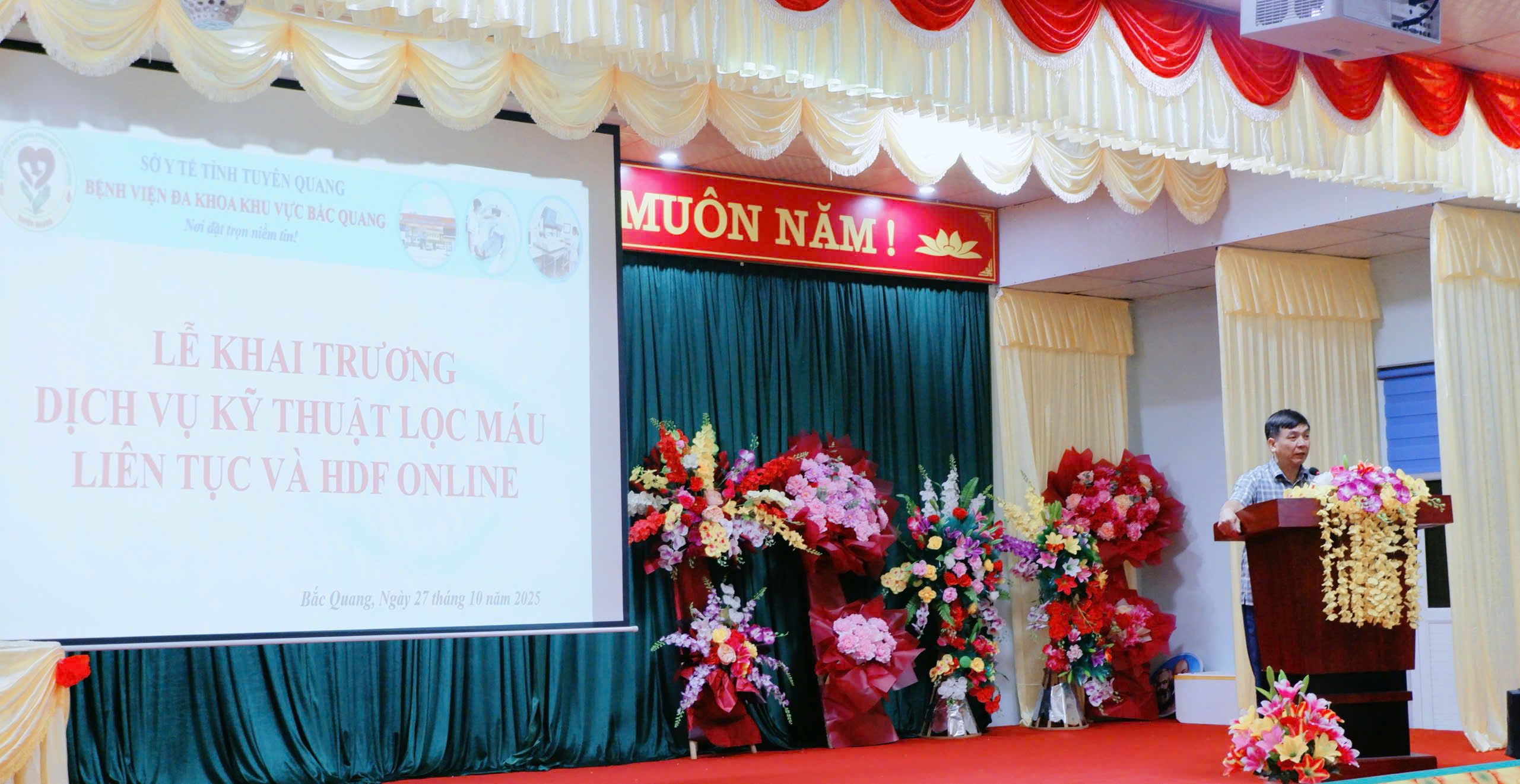 Lễ khai trương dịch vụ kỹ thuật lọc máu liên tục và HDF online