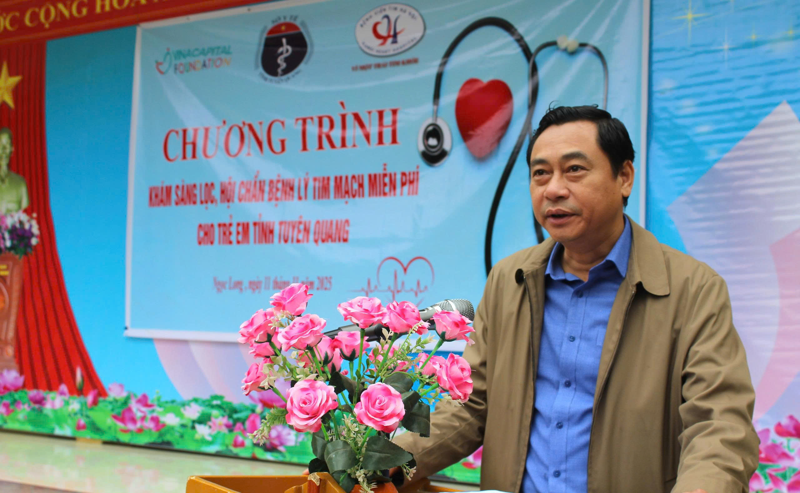 Khám sàng lọc tim bẩm sinh cho trẻ em từ 6 -14 tuổi tại các trường Tiểu học và Trung học cơ sở khu vực Yên Minh