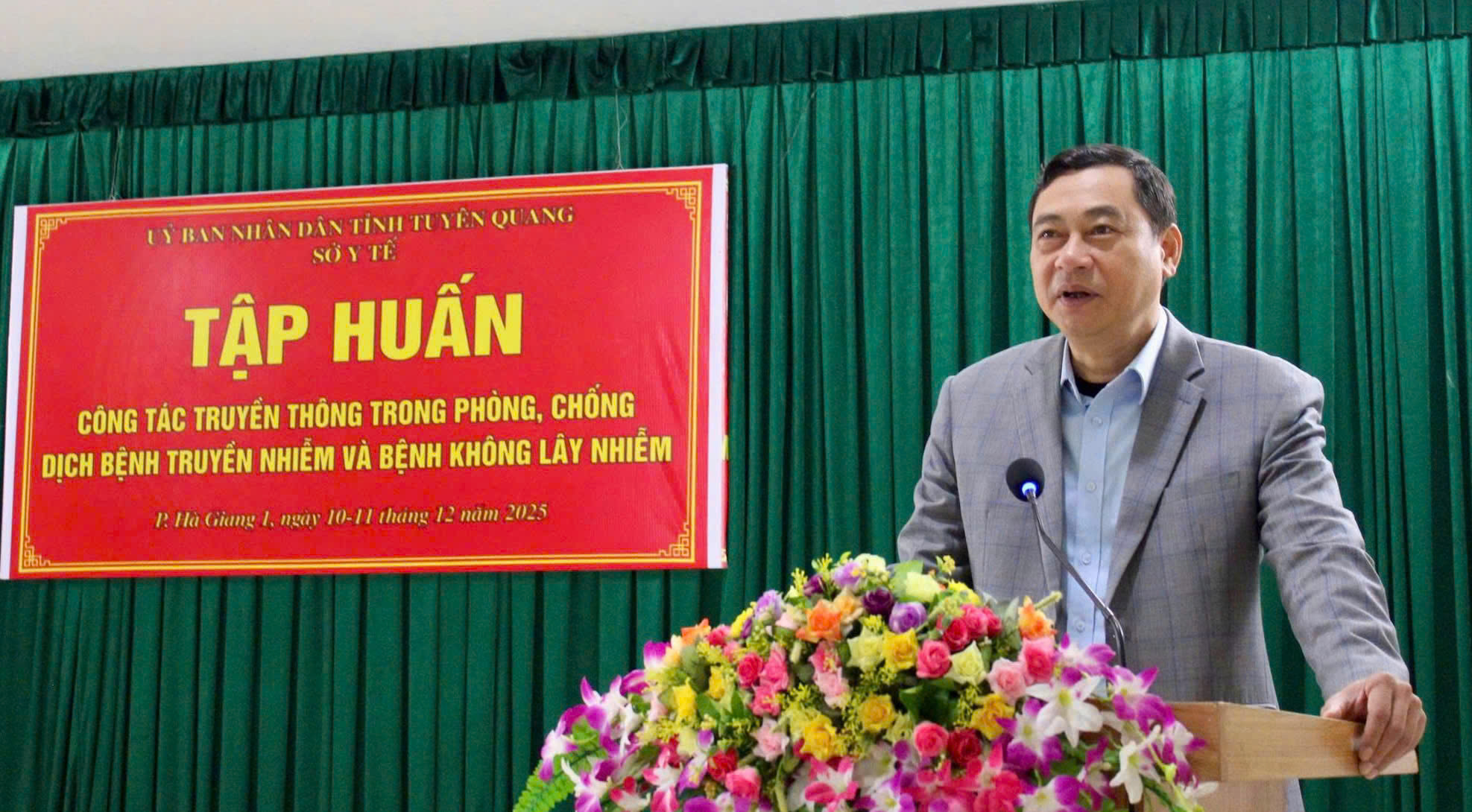 Tập huấn về công tác truyền thông trong phòng, chống dịch bệnh truyền nhiễm và bệnh không lây nhiễm