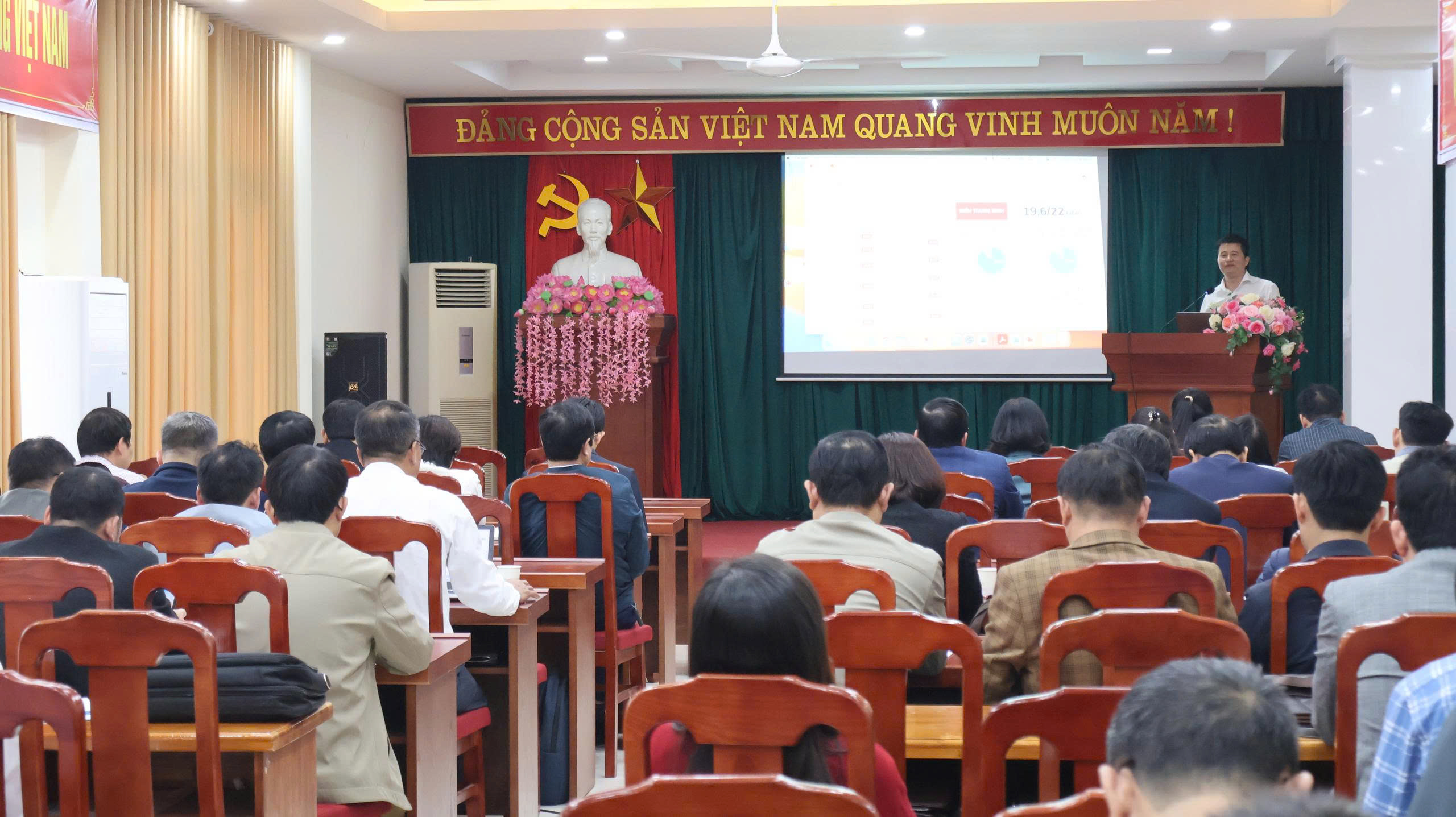 Sở Y tế tổ chức Hội nghị tập huấn bồi dưỡng  Chuyển đổi số ngành Y tế năm 2025