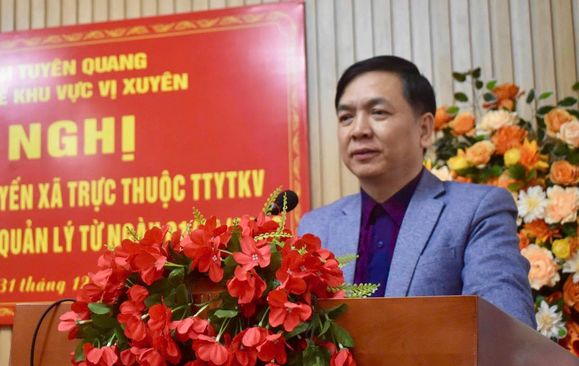 Sở Y tế tỉnh Tuyên Quang tổ chức bàn giao các Trạm Y tế xã, Phòng khám Đa khoa khu vực về Ủy ban nhân dân xã, phường quản lý