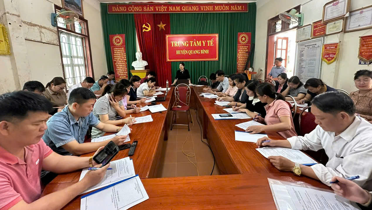 Tập huấn cập nhật hướng dẫn lập hồ sơ xác nhận loại trừ sốt rét và chẩn đoán, điều trị bệnh sốt rét
