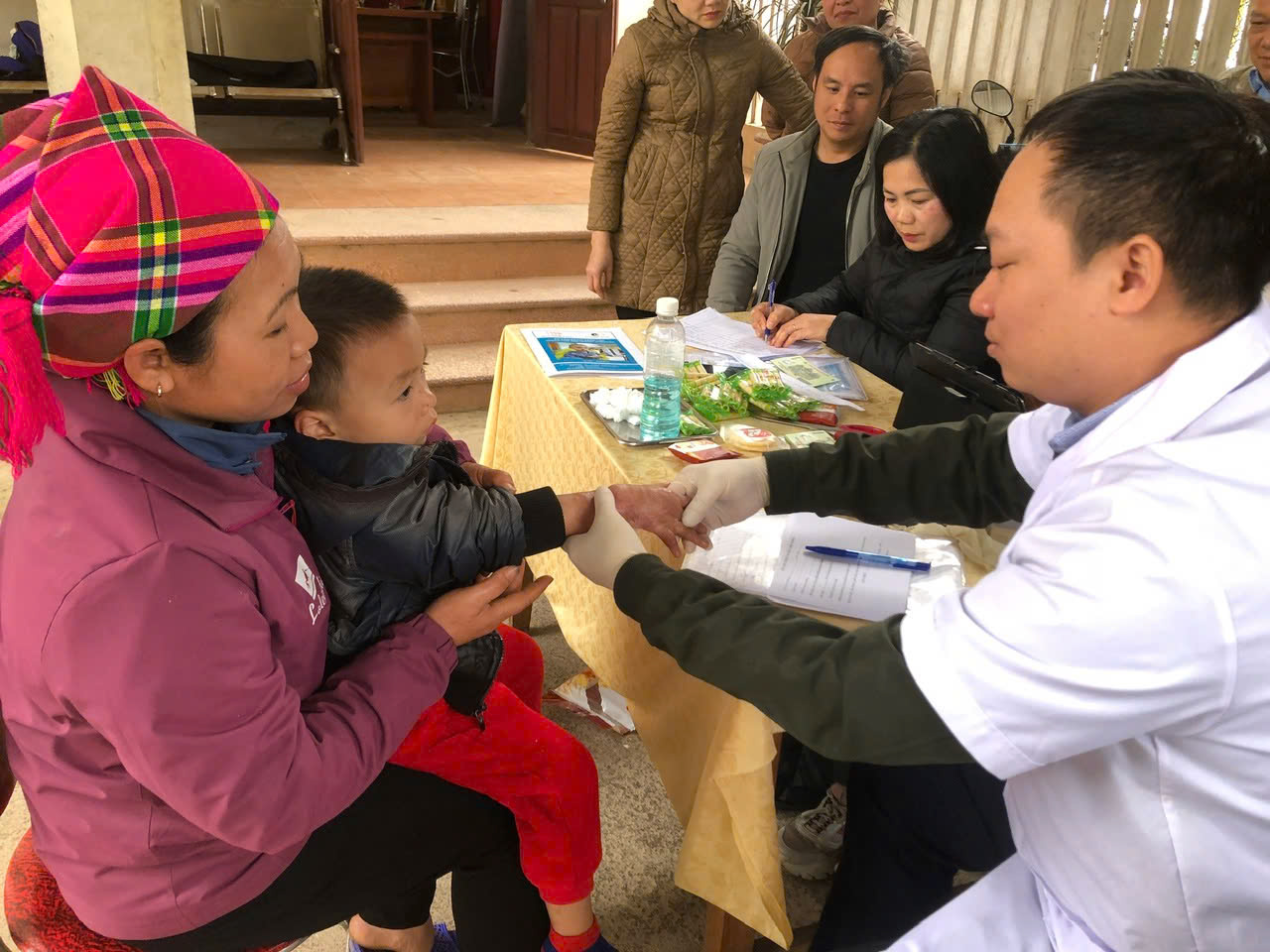 Quang Bình phối hợp tập huấn, khám sàng lọc xác định nhu cầu cho trẻ em khuyết tật năm 2025