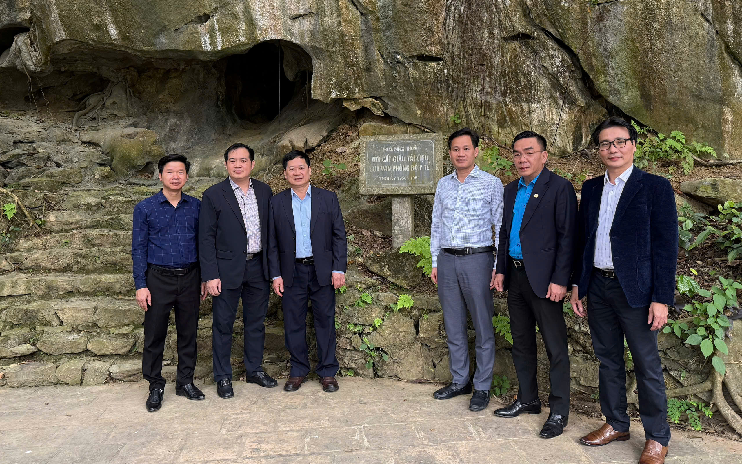 Bộ Y tế khảo sát khu di tích lịch sử ngành Y tế tại xã Tân Long