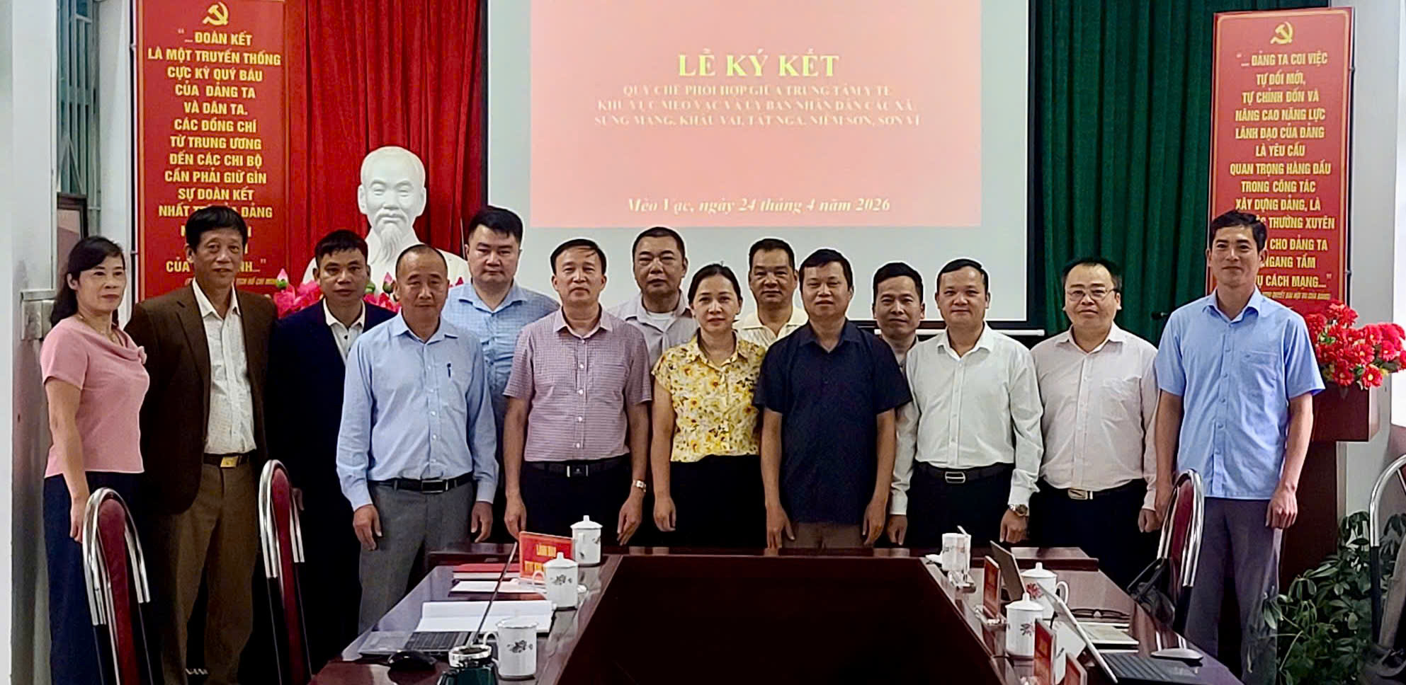 Đại diện lãnh đạo các đơn vị tại buổi lễ ký kết