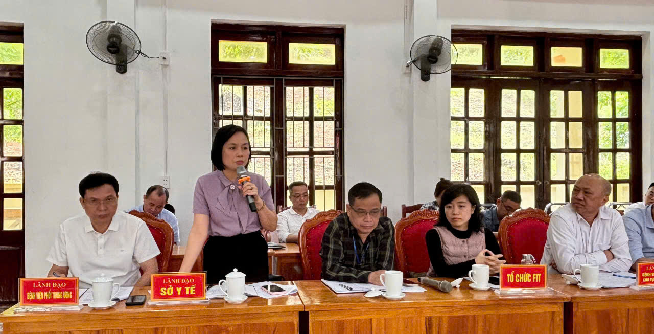 BS Đỗ Thị Mỹ, Phó Giám đốc Sở Y tế phát biểu tại buổi làm việc