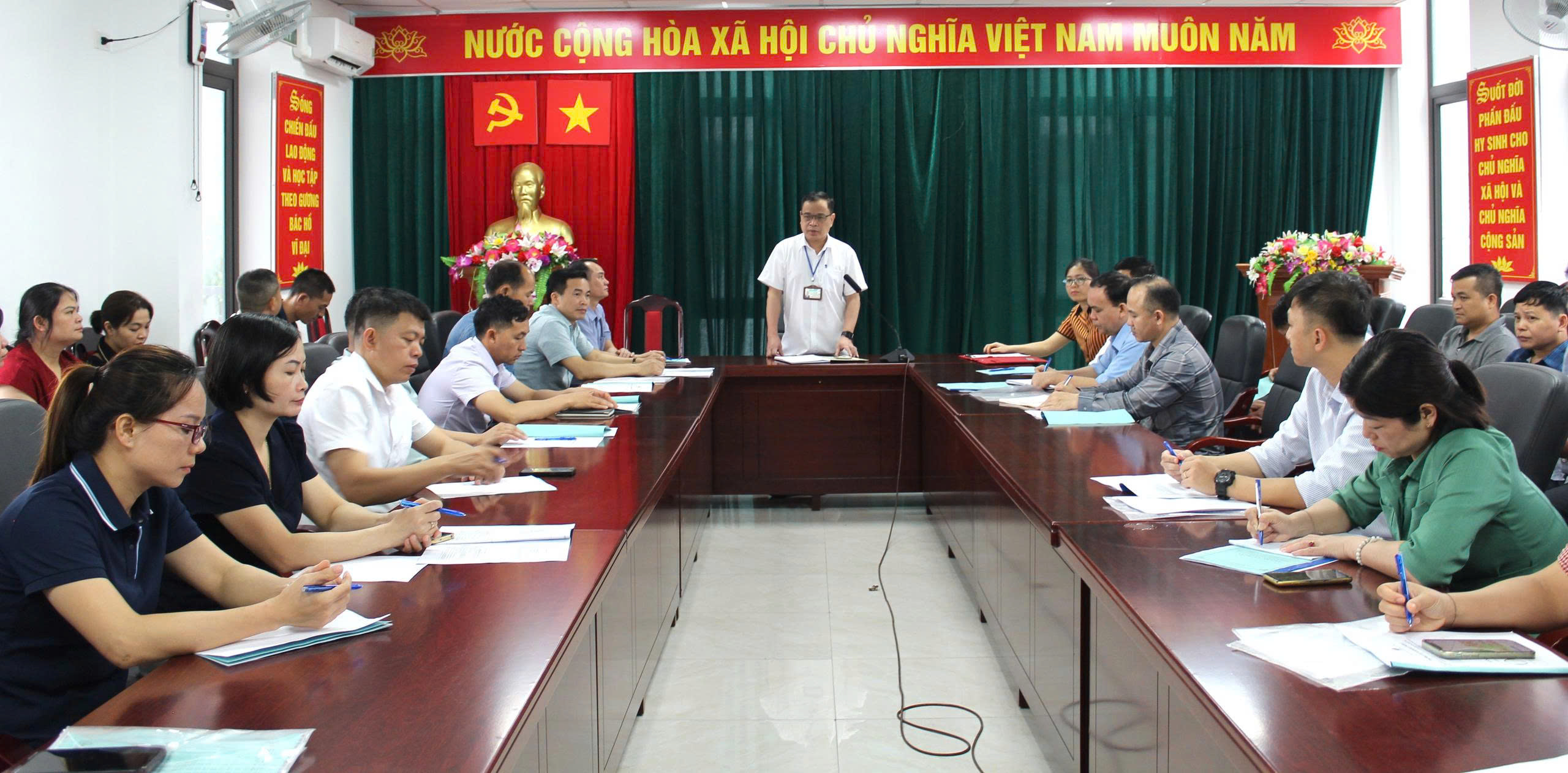 Tập huấn triển khai Thông tư 52/2024/TT-BYT về kiểm tra, giám sát chất lượng nước sạch sử dụng cho mục đích sinh hoạt
