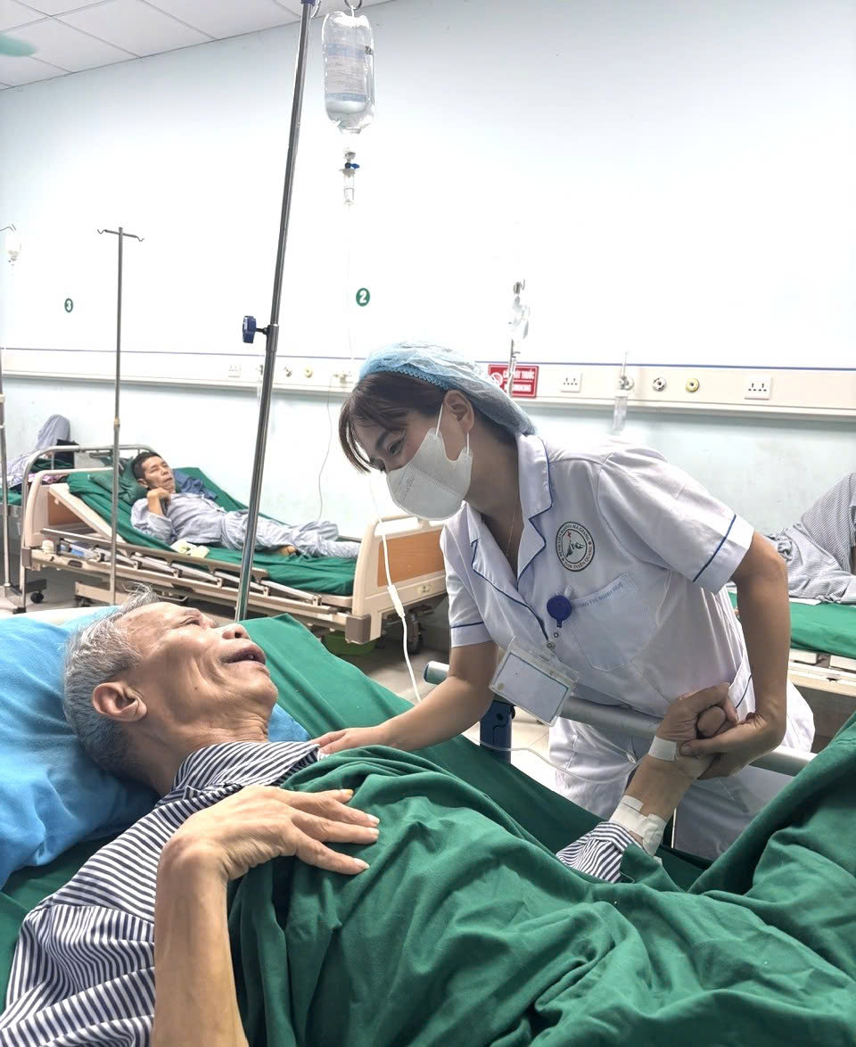 Nữ Điều dưỡng Đào Thị  Minh Huệ với nghệ thuật “Dân vận từ trái tim”