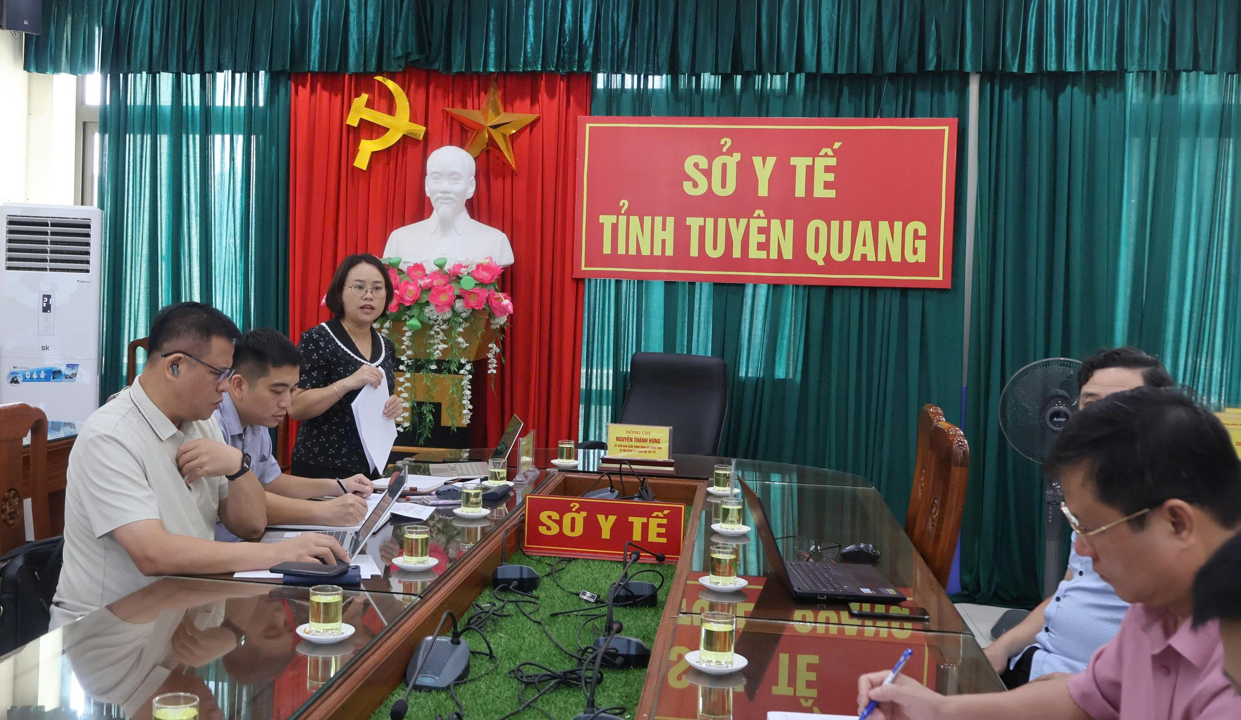 Sở Y tế tổ chức tập huấn hướng dẫn khám sức khỏe định kỳ và tạo lập sổ sức khỏe điện tử trên ứng dụng VNeID