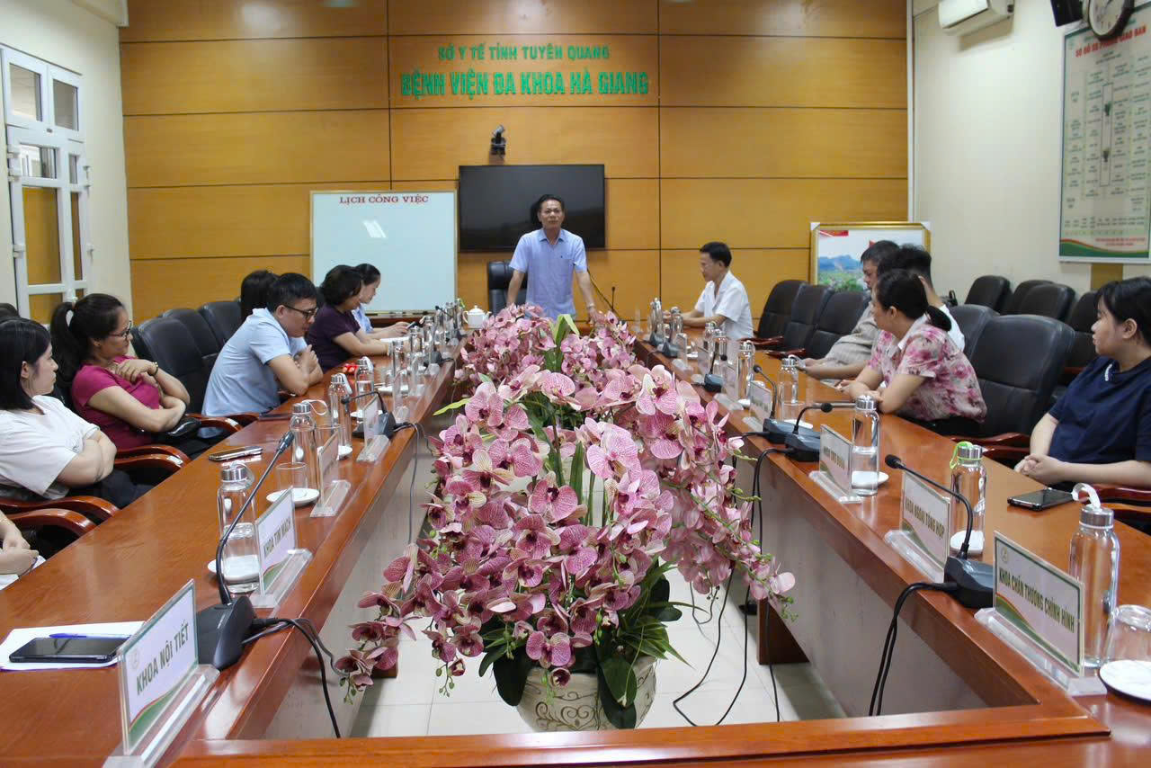 Bệnh viện Châm cứu Trung ương hỗ trợ chuyên môn về chẩn đoán bệnh và phương pháp châm cứu tại Bệnh viện Đa khoa Hà Giang