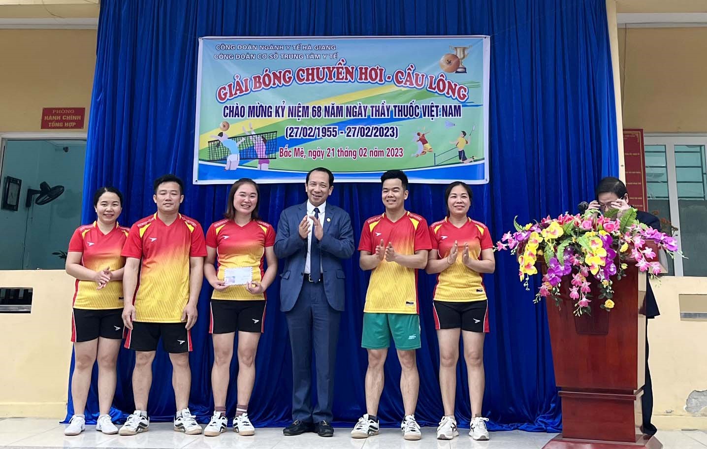 TRUNG TÂM Y TẾ BẮC MÊ TỌA ĐÀM KỶ NIỆM 68 NĂM NGÀY THẦY THUỐC VIỆT NAM