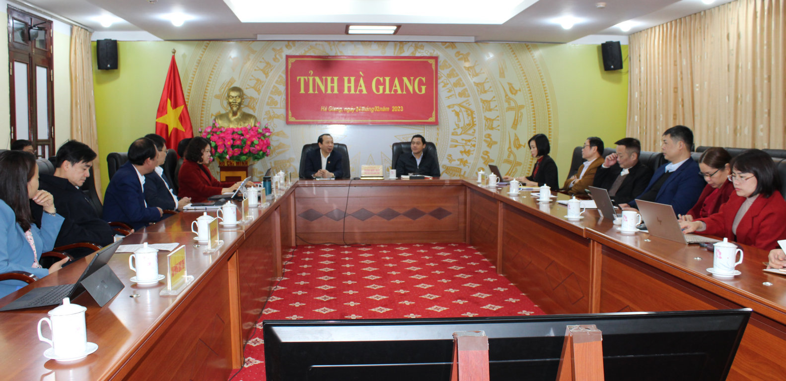 HỘI NGHỊ TRỰC TUYẾN TRIỂN KHAI CÔNG TÁC Y TẾ NĂM 2023