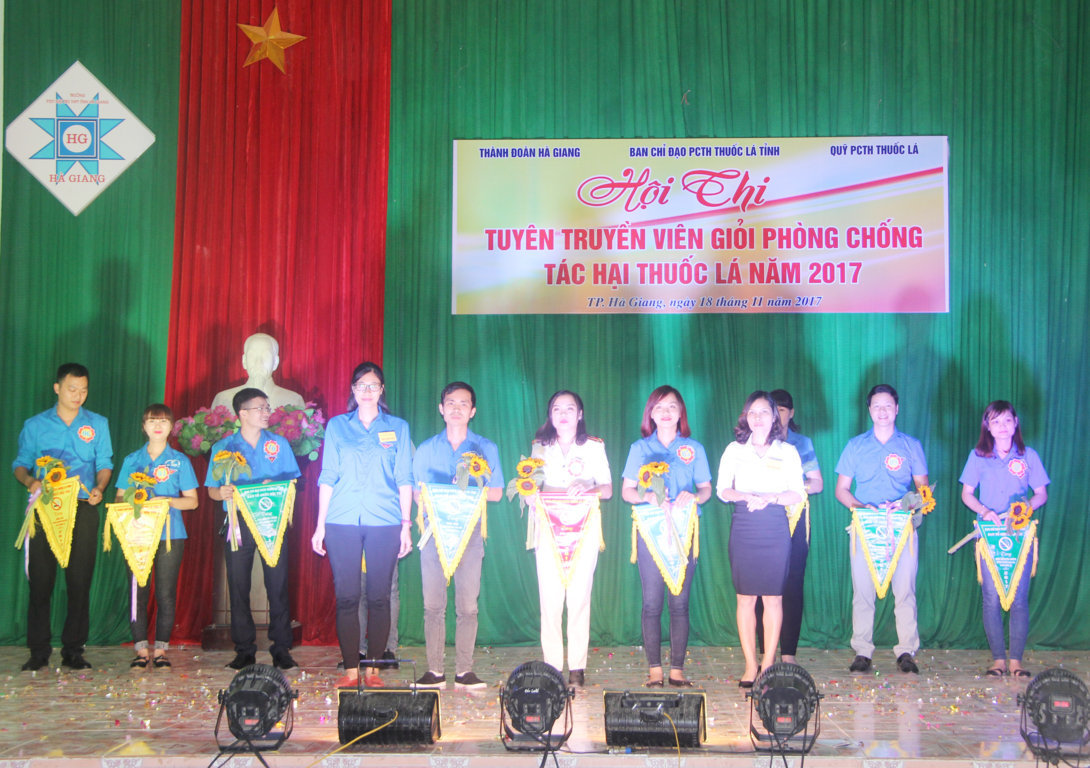 HỘI THI TUYÊN TRUYỀN VIÊN GIỎI  PHÒNG CHỐNG TÁC HẠI THUỐC LÁ NĂM 2017 TẠI THÀNH PHỐ HÀ GIANG