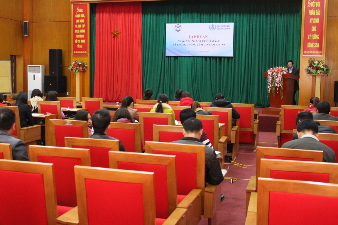 TẬP HUẤN NÂNG CAO NĂNG LỰC GIÁM SÁT VÀ PHÒNG CHỐNG CÚM A(H7N9)